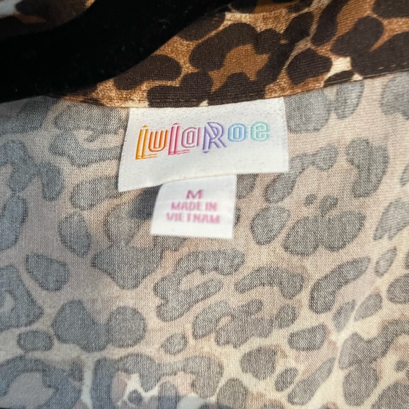 LulaRoe Button Up Shirt - Picture 2 of 4